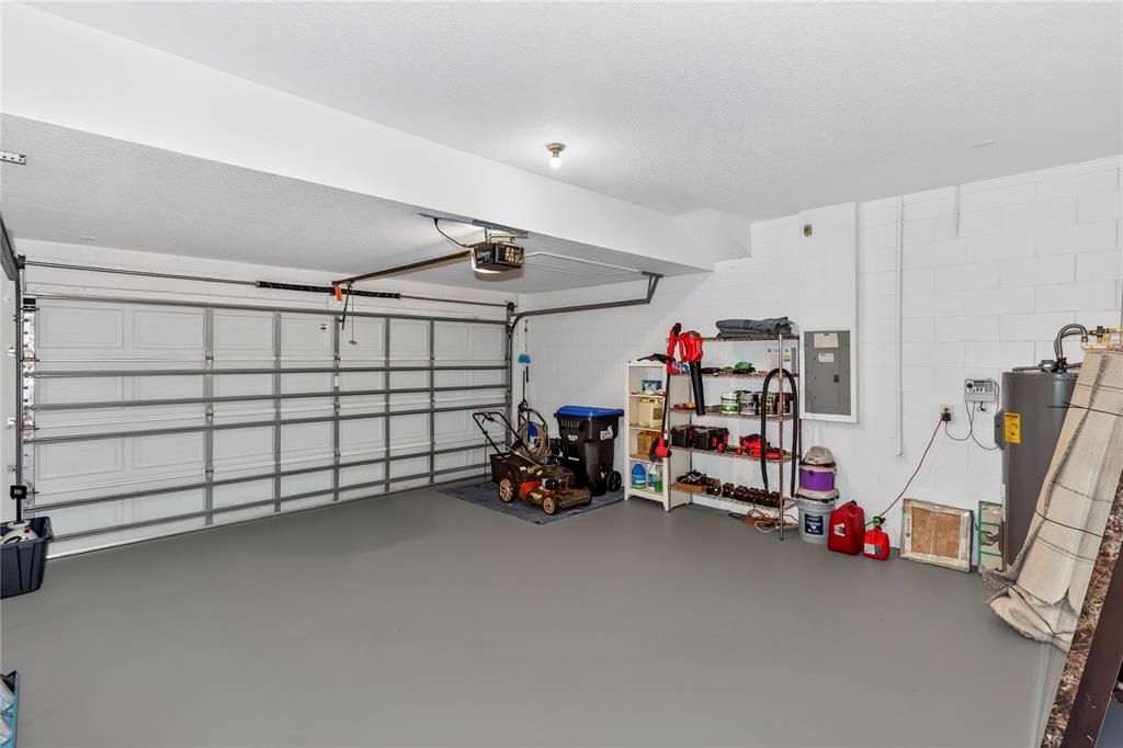 For Sale: $575,000 (4 beds, 3 baths, 3219 Square Feet)