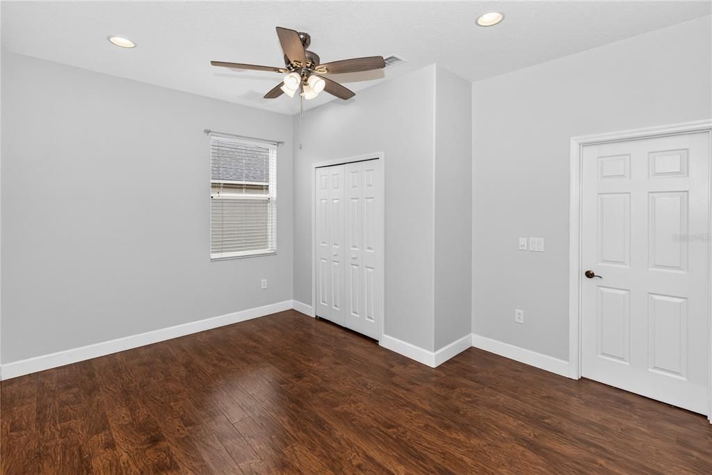 For Sale: $575,000 (4 beds, 3 baths, 3219 Square Feet)