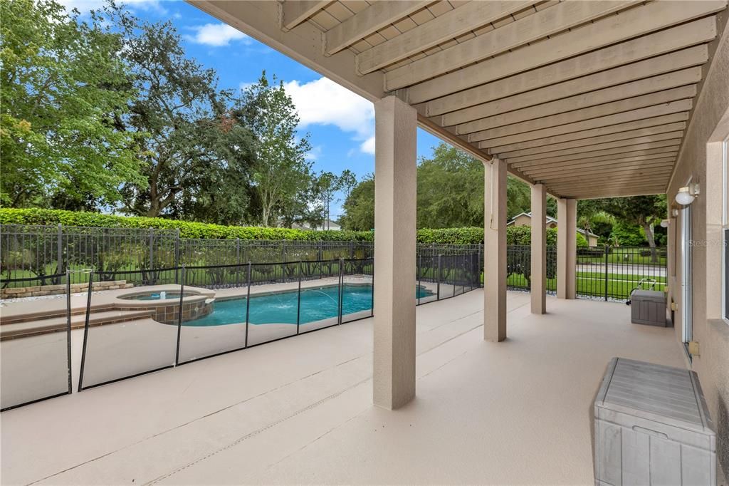 For Sale: $575,000 (4 beds, 3 baths, 3219 Square Feet)