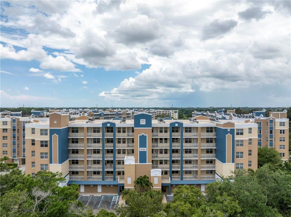 En Venta: $300,000 (2 camas, 2 baños, 1324 Pies cuadrados)