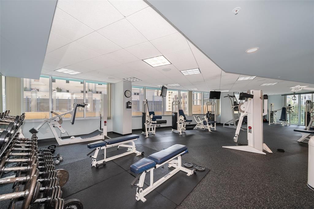 For Rent: $3,600 (2 beds, 2 baths, 1242 Square Feet)