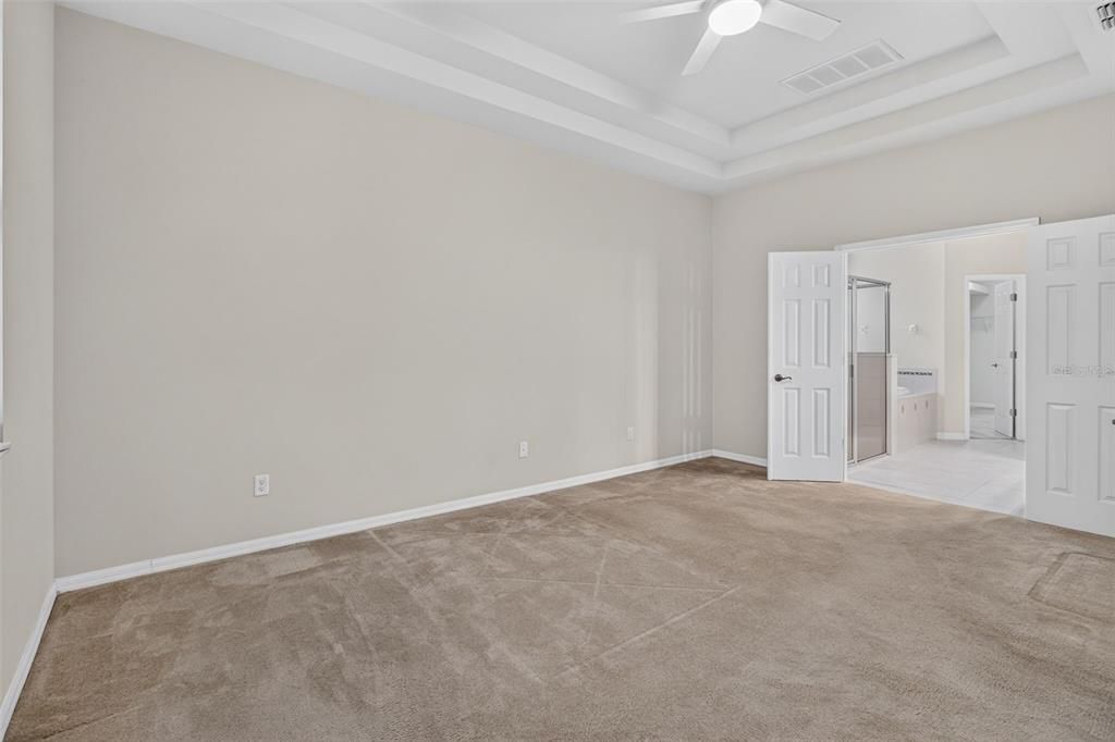 En Venta: $349,900 (3 camas, 2 baños, 1952 Pies cuadrados)