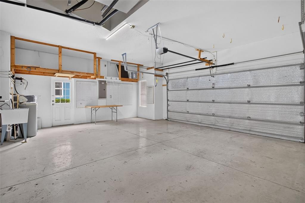 En Venta: $349,900 (3 camas, 2 baños, 1952 Pies cuadrados)