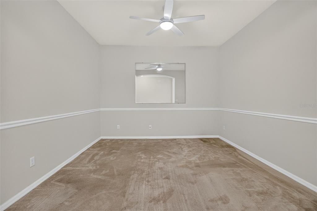 En Venta: $349,900 (3 camas, 2 baños, 1952 Pies cuadrados)