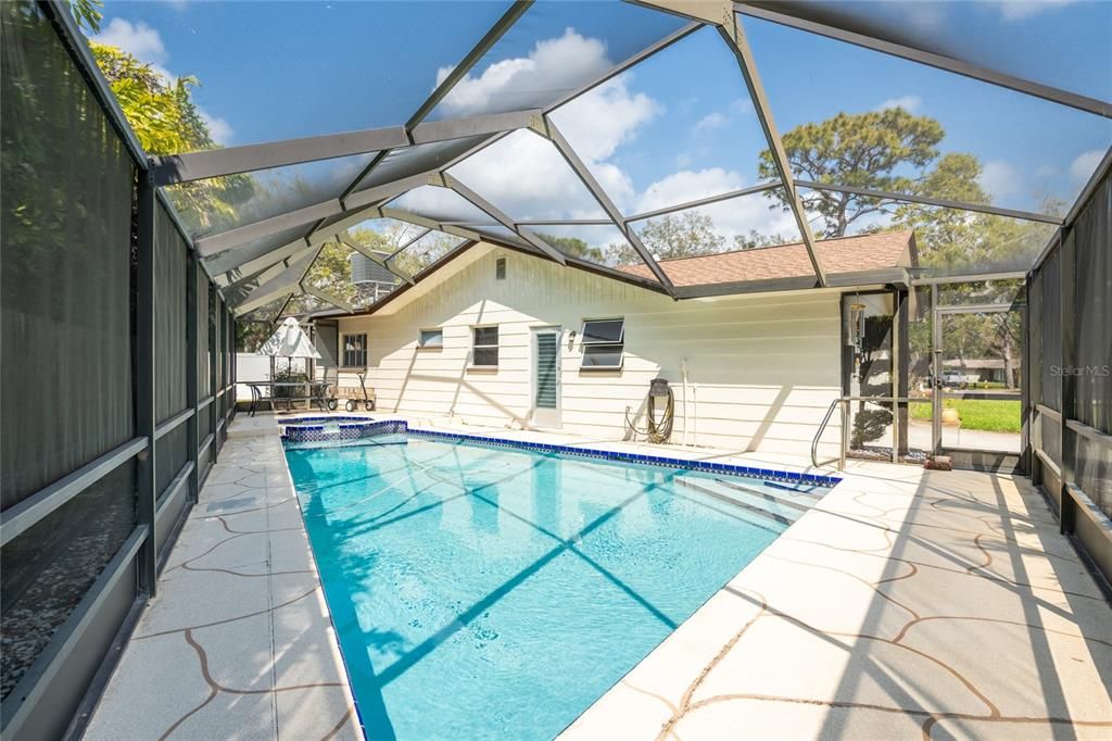En Venta: $435,000 (2 camas, 2 baños, 1713 Pies cuadrados)
