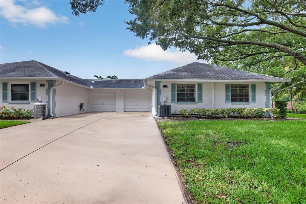 Active With Contract: $300,000 (2 beds, 2 baths, 1110 Square Feet)
