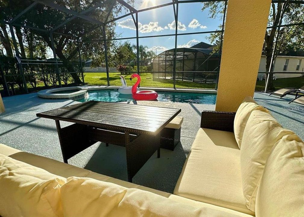 For Rent: $2,995 (5 beds, 4 baths, 2542 Square Feet)