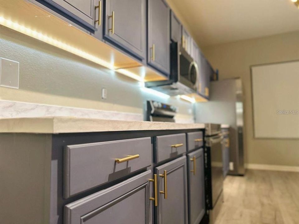 For Rent: $2,995 (5 beds, 4 baths, 2542 Square Feet)