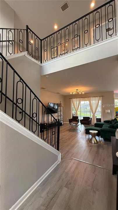 For Rent: $2,995 (5 beds, 4 baths, 2542 Square Feet)
