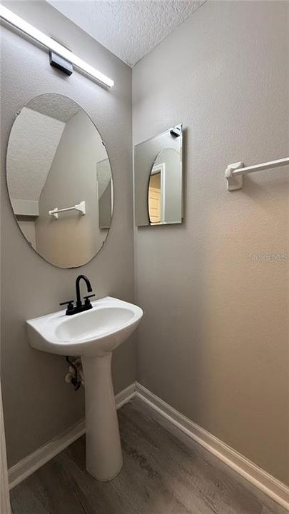 For Rent: $2,995 (5 beds, 4 baths, 2542 Square Feet)