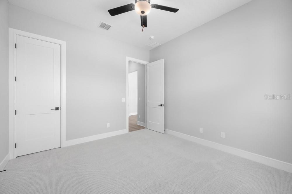 En Venta: $749,900 (4 camas, 3 baños, 3389 Pies cuadrados)