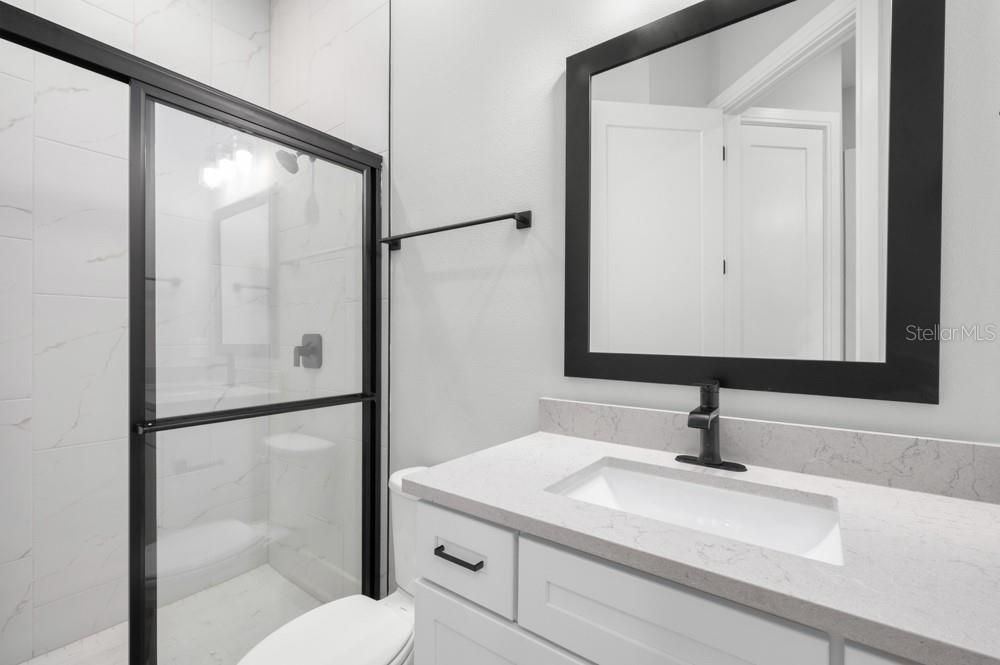 En Venta: $749,900 (4 camas, 3 baños, 3389 Pies cuadrados)