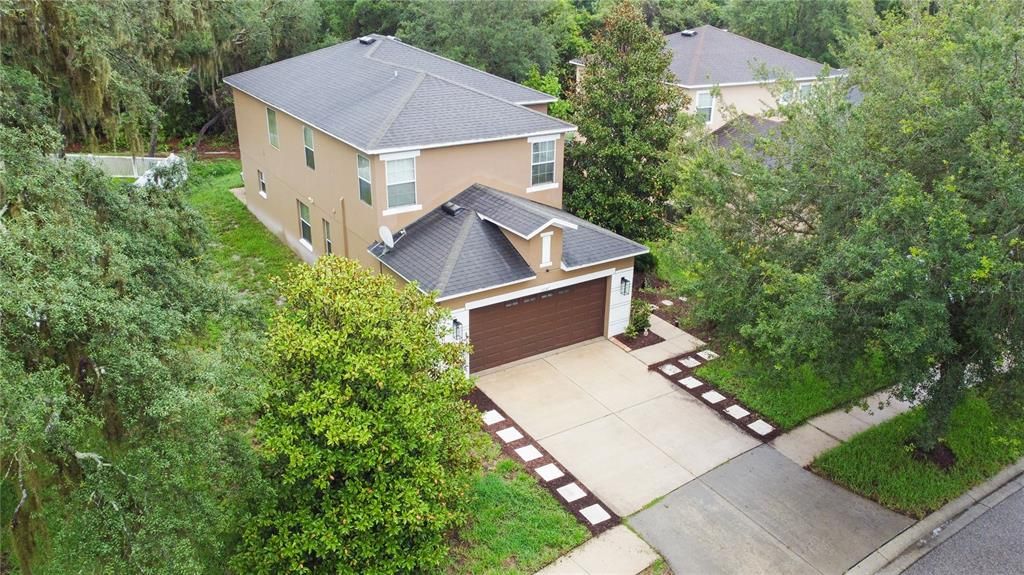 For Sale: $415,000 (4 beds, 2 baths, 2399 Square Feet)