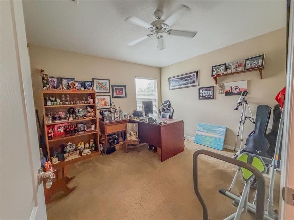 For Sale: $415,000 (4 beds, 2 baths, 2399 Square Feet)