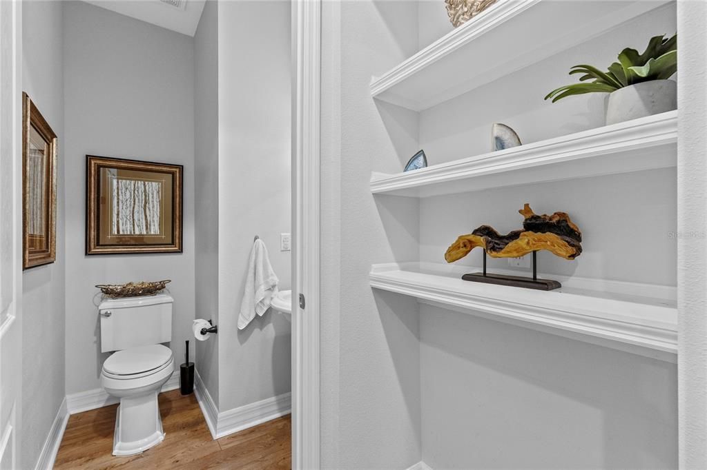 Active With Contract: $340,000 (3 beds, 2 baths, 1556 Square Feet)