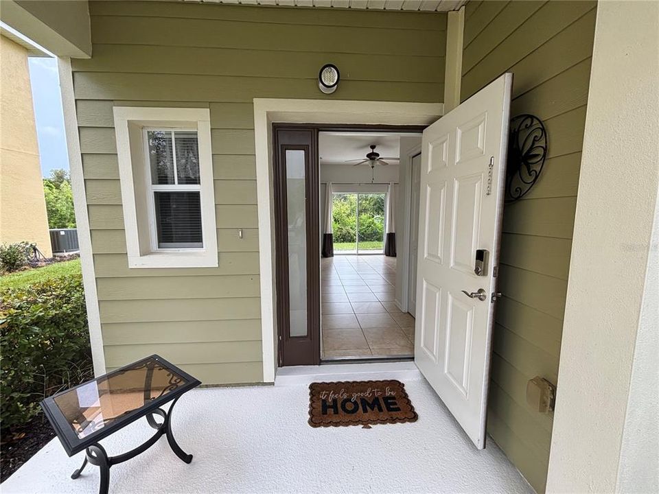 For Sale: $325,000 (3 beds, 2 baths, 1511 Square Feet)