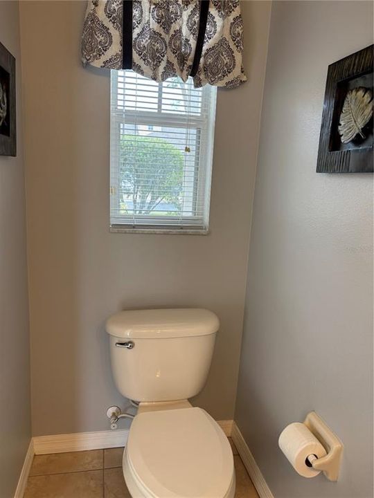 For Sale: $325,000 (3 beds, 2 baths, 1511 Square Feet)