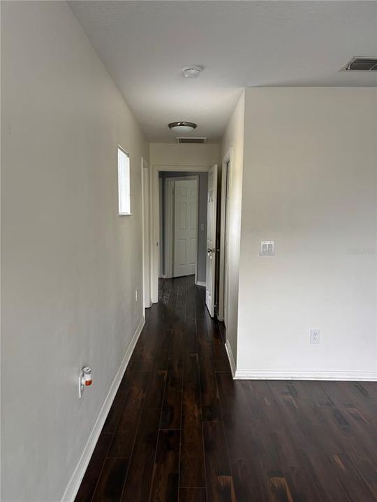 For Sale: $325,000 (3 beds, 2 baths, 1511 Square Feet)
