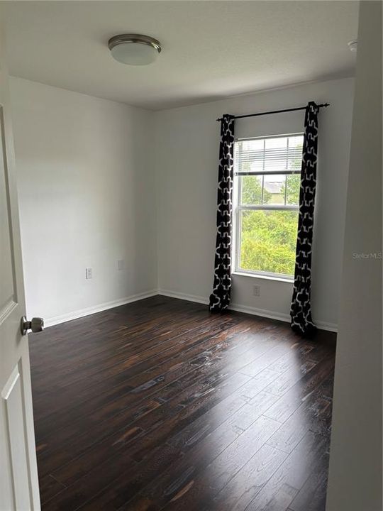 For Sale: $325,000 (3 beds, 2 baths, 1511 Square Feet)
