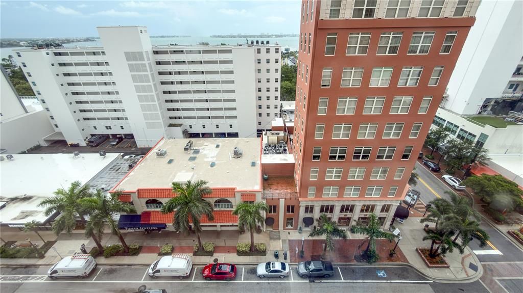 For Rent: $8,000 (2 beds, 2 baths, 1336 Square Feet)