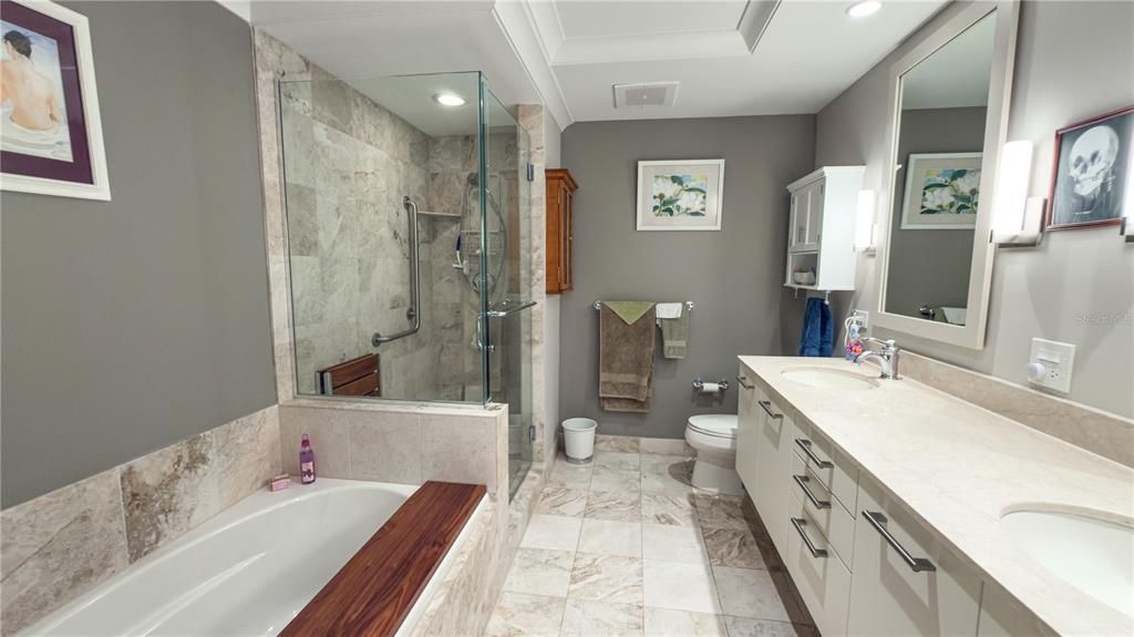 For Rent: $8,000 (2 beds, 2 baths, 1336 Square Feet)