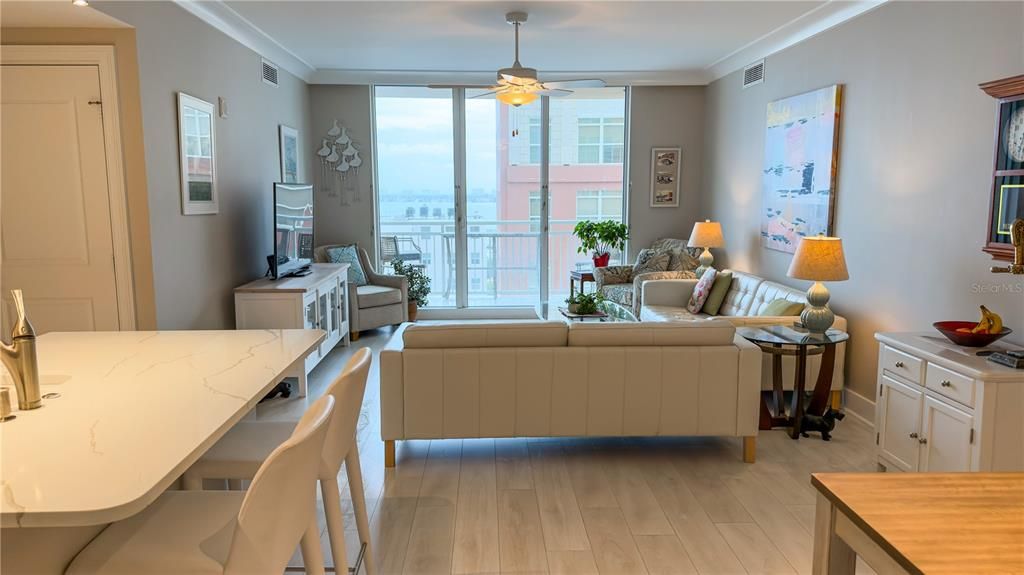 For Rent: $8,000 (2 beds, 2 baths, 1336 Square Feet)