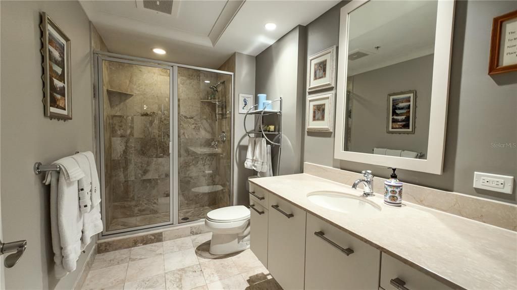 For Rent: $8,000 (2 beds, 2 baths, 1336 Square Feet)