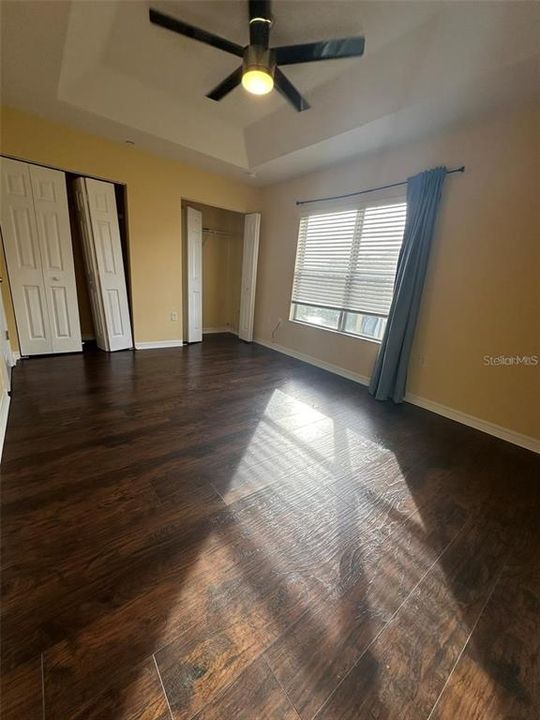 For Sale: $300,000 (3 beds, 2 baths, 1620 Square Feet)