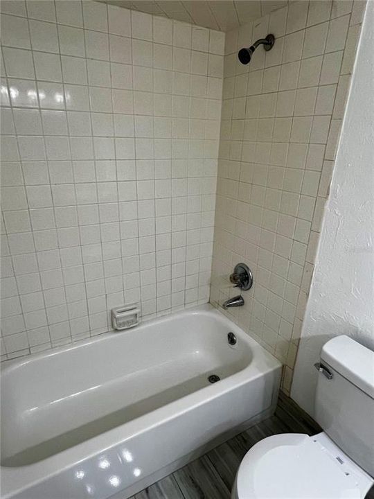 For Sale: $239,900 (3 beds, 2 baths, 1560 Square Feet)