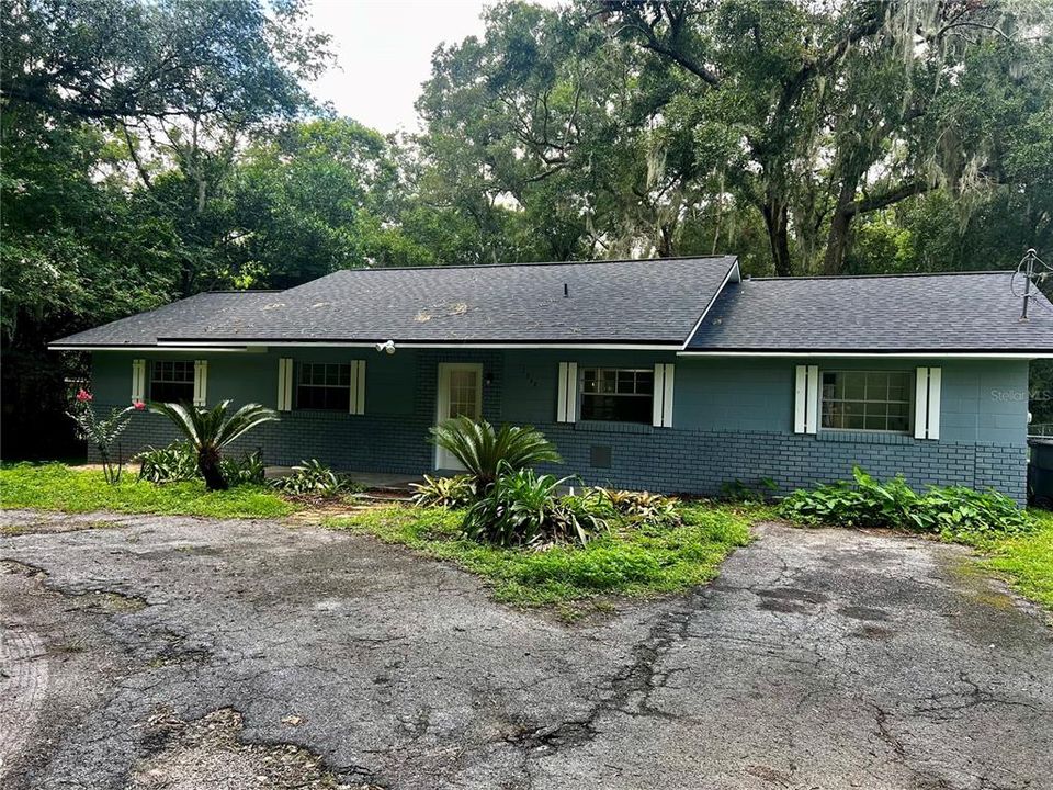 For Sale: $239,900 (3 beds, 2 baths, 1560 Square Feet)