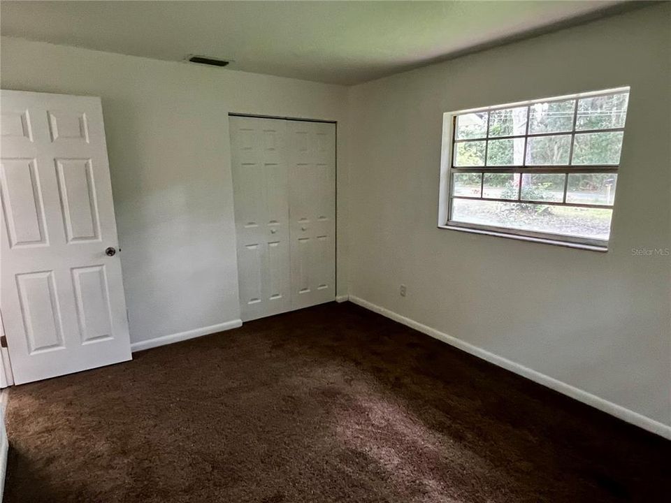 For Sale: $239,900 (3 beds, 2 baths, 1560 Square Feet)