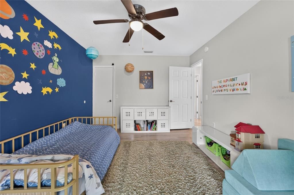 For Sale: $489,500 (4 beds, 2 baths, 2125 Square Feet)