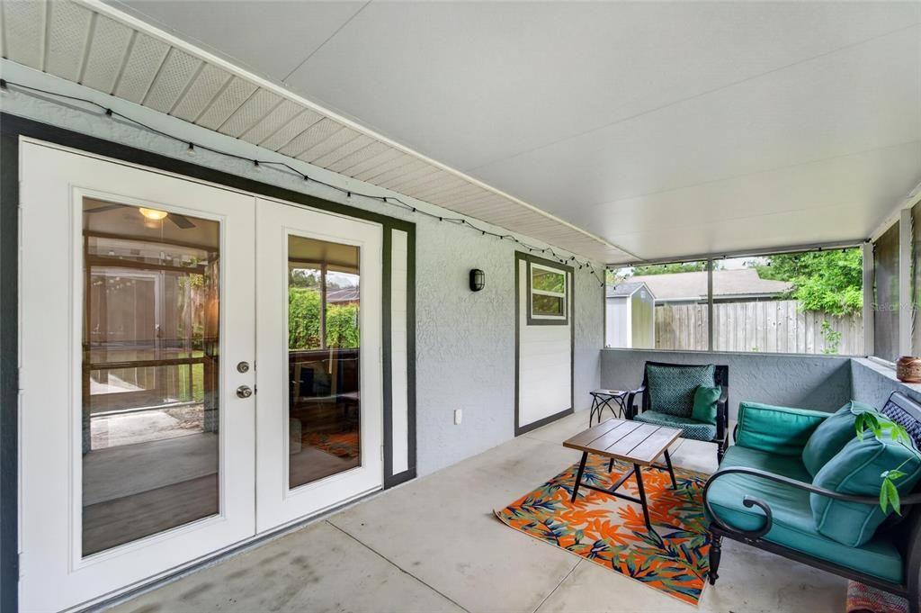 For Sale: $489,500 (4 beds, 2 baths, 2125 Square Feet)