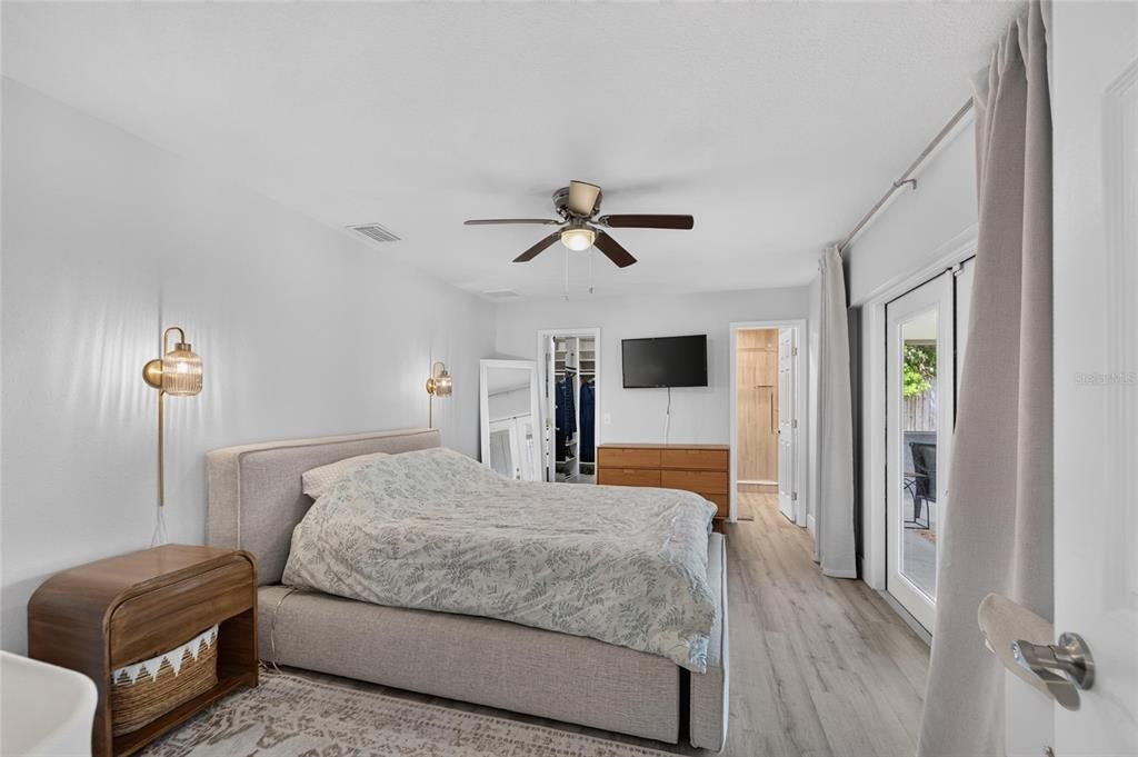 For Sale: $489,500 (4 beds, 2 baths, 2125 Square Feet)
