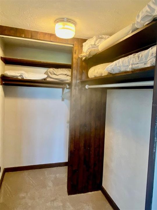 For Sale: $289,900 (2 beds, 2 baths, 794 Square Feet)