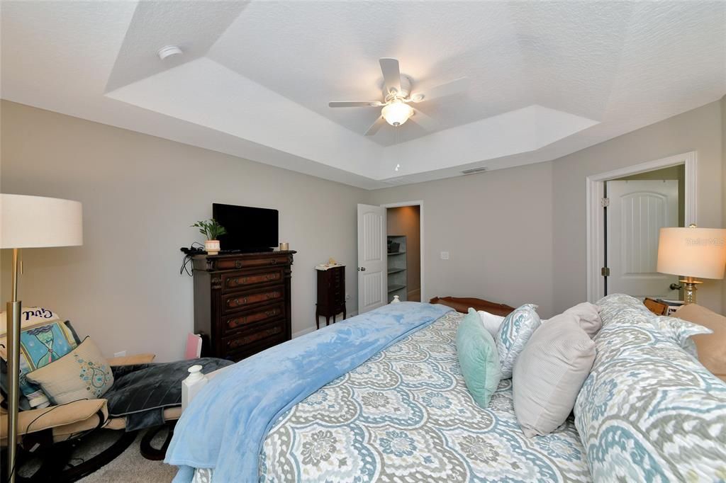 En Venta: $329,000 (3 camas, 2 baños, 1661 Pies cuadrados)
