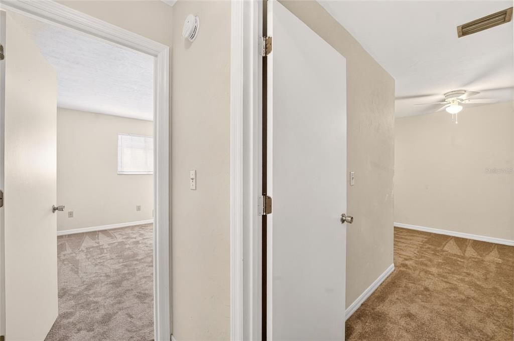 For Sale: $149,000 (2 beds, 2 baths, 1106 Square Feet)