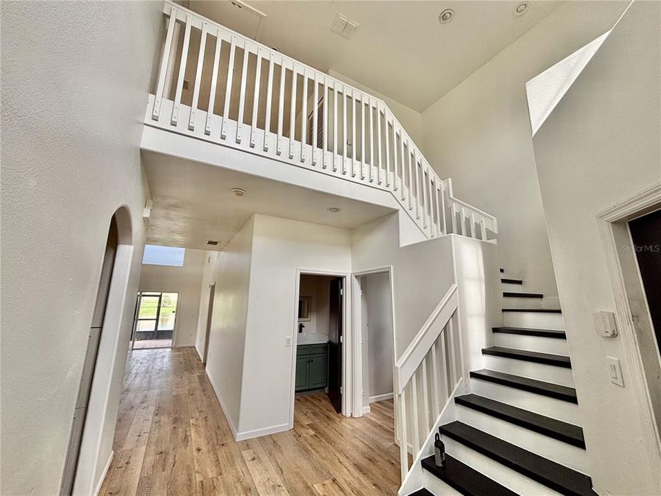 For Rent: $2,695 (3 beds, 2 baths, 1566 Square Feet)