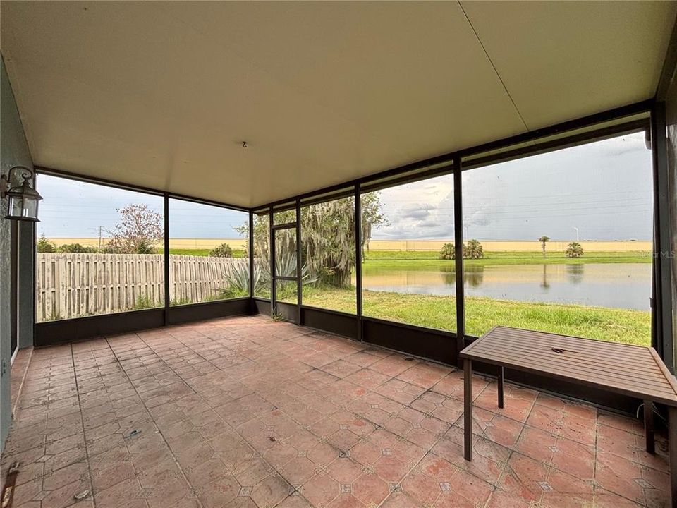 For Rent: $2,695 (3 beds, 2 baths, 1566 Square Feet)