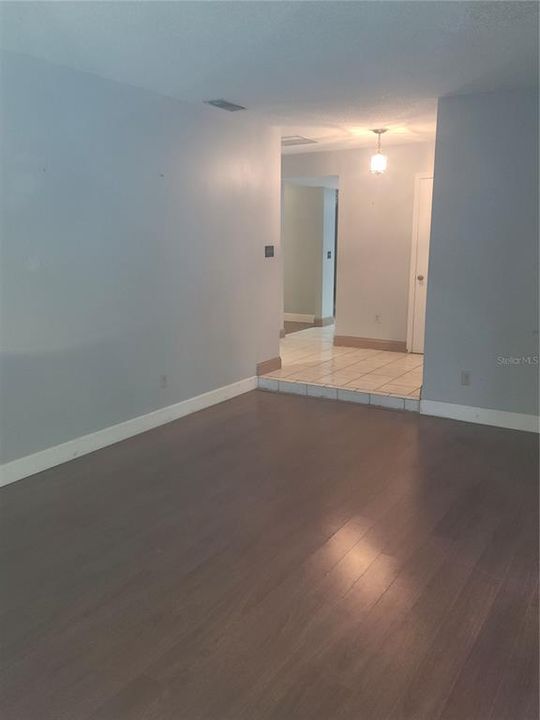 En Venta: $489,900 (4 camas, 2 baños, 1935 Pies cuadrados)