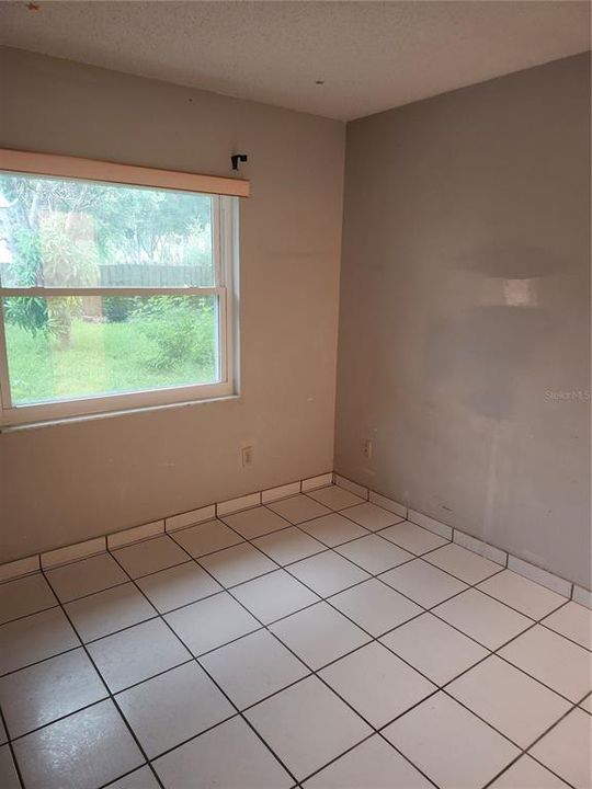 En Venta: $489,900 (4 camas, 2 baños, 1935 Pies cuadrados)