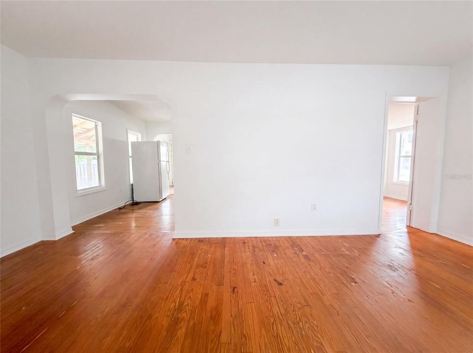 For Sale: $232,000 (3 beds, 2 baths, 1625 Square Feet)