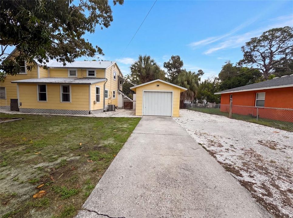 For Sale: $232,000 (3 beds, 2 baths, 1625 Square Feet)