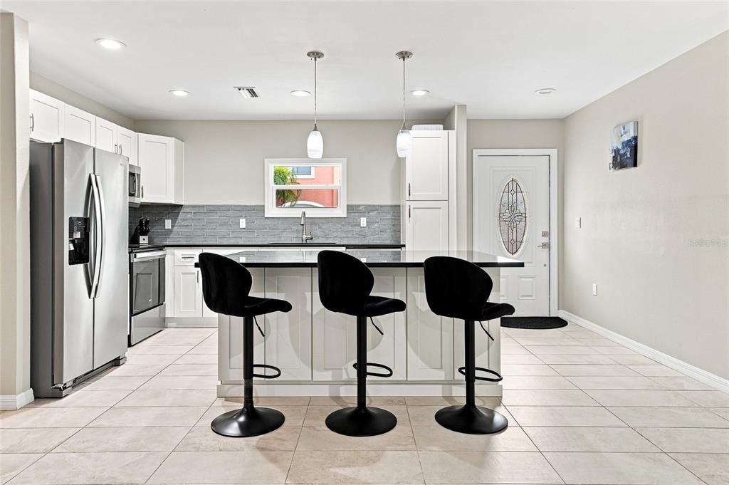 For Sale: $950,000 (4 beds, 3 baths, 2106 Square Feet)