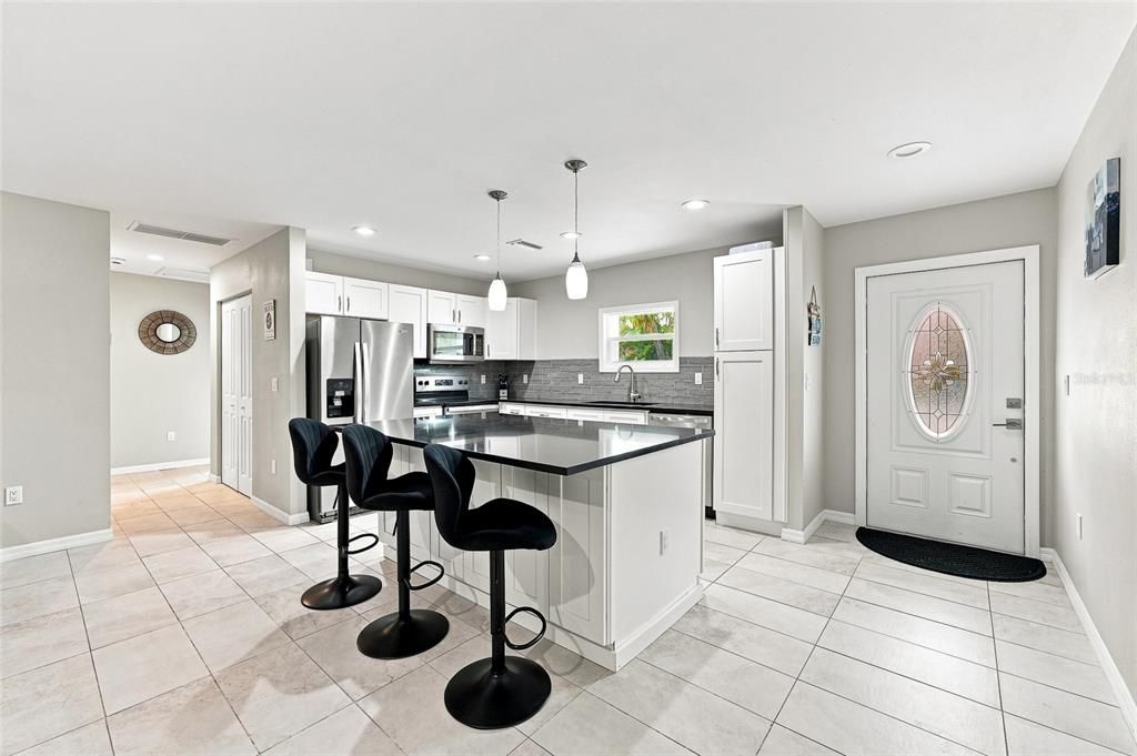 For Sale: $950,000 (4 beds, 3 baths, 2106 Square Feet)