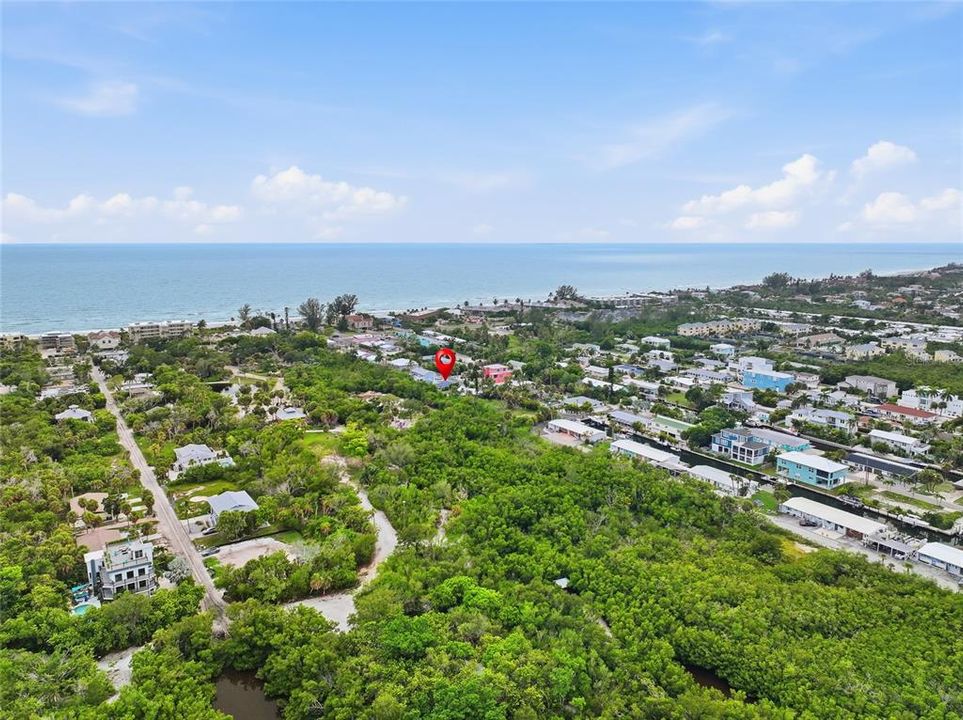 For Sale: $950,000 (4 beds, 3 baths, 2106 Square Feet)