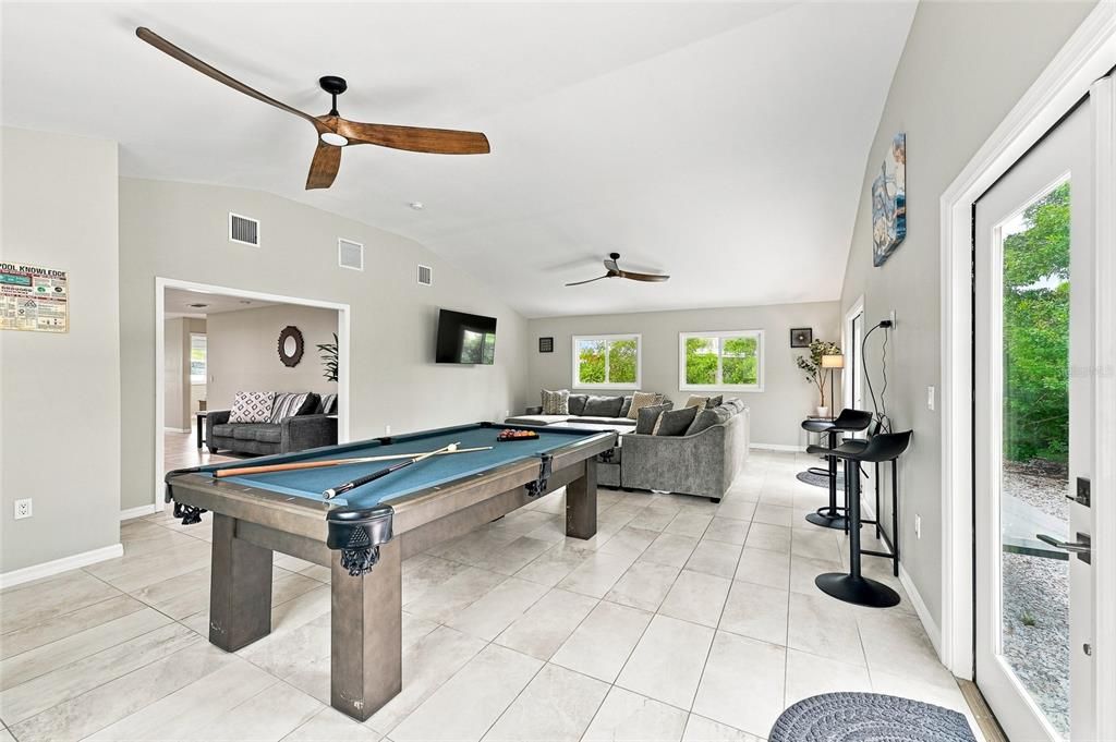 For Sale: $950,000 (4 beds, 3 baths, 2106 Square Feet)