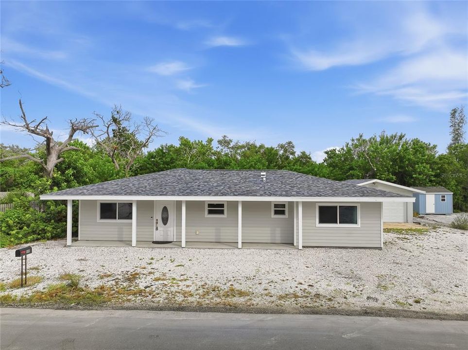 For Sale: $950,000 (4 beds, 3 baths, 2106 Square Feet)