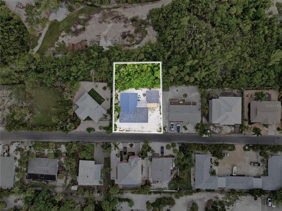 For Sale: $950,000 (4 beds, 3 baths, 2106 Square Feet)