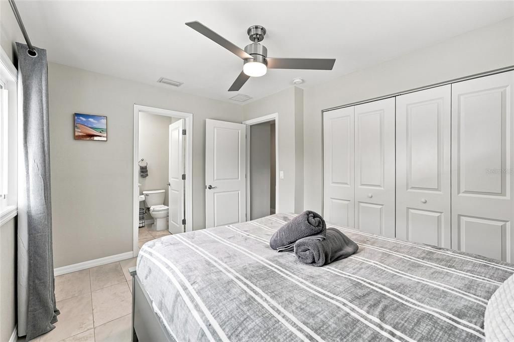 For Sale: $950,000 (4 beds, 3 baths, 2106 Square Feet)